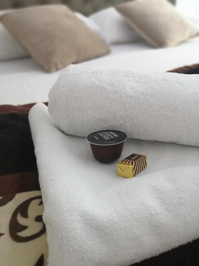 Luxury Rooms Green And Gold سبليت المظهر الخارجي الصورة