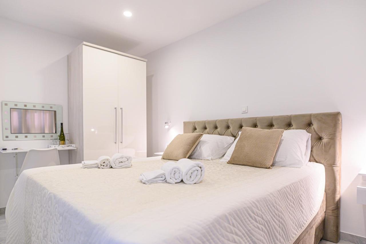 Luxury Rooms Green And Gold سبليت المظهر الخارجي الصورة